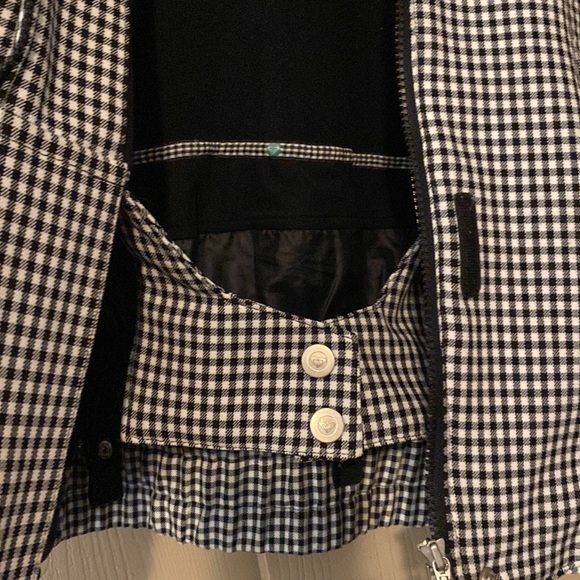 Snowboard Jacket - Picture 4 of 6